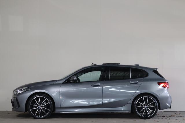 BMW 1-SERIE 118i Business Edition Plus NL-Auto!! Panoramadak I Apple Car-Play