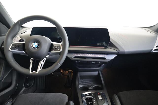 BMW 1-SERIE 120 M Sportpakket Pro | Premium Pack | Comfort Access | M Shadow Line