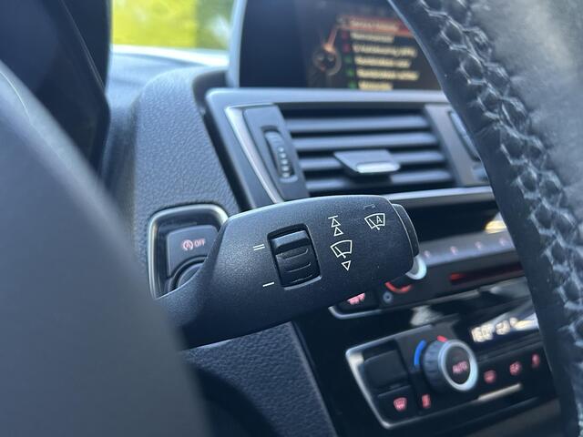 BMW 1-SERIE 116i Centennial Executive l Navigatie l Clima l PDC l Lichtmetaal