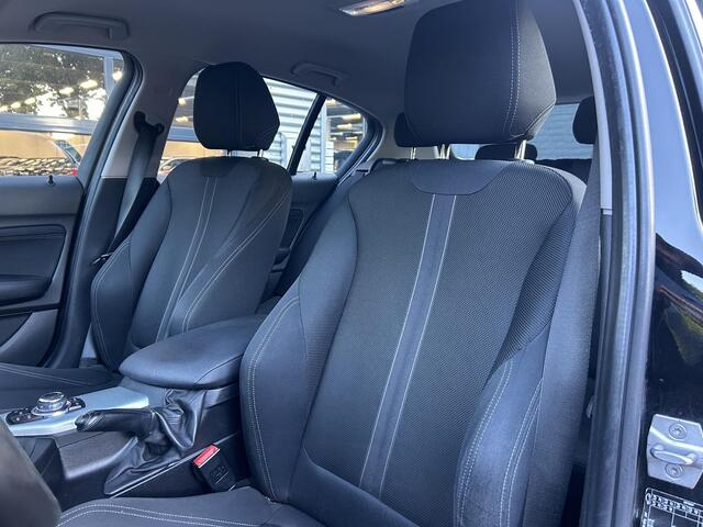 BMW 1-SERIE 116i Centennial Executive l Navigatie l Clima l PDC l Lichtmetaal