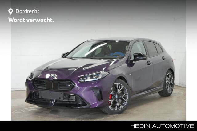 BMW 1-SERIE M135 xDrive | CoPilot | Head-Up | Memory | Harman Kardon |