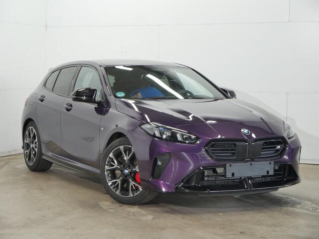 BMW 1-SERIE M135 xDrive | CoPilot | Head-Up | Memory | Harman Kardon |