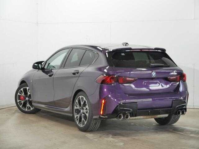 BMW 1-SERIE M135 xDrive | CoPilot | Head-Up | Memory | Harman Kardon |