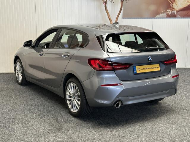 BMW 1-SERIE 116 NIEUWSTAAT !!! NAVIGATIE CRUISE CONTROL STOEL EN STUURVERWARMING APPLE CARPLAY/ANDROID ACHTERUITRIJCAMERA PDC ZEER MOOI !! 3010