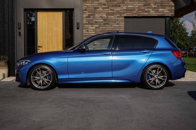BMW 1-SERIE M140i xDrive 340PK/Pano/HK/RCam/B58