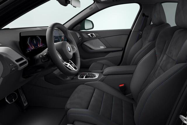 BMW 1-SERIE 120 | M Sport Pro | Premium Pack | Harman Kardon | Glazen Panoramadak