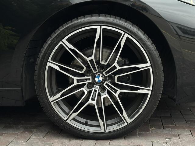 BMW 1-SERIE 118d M Pakket Panoramadak Cruise Leer Stoelverw. 19''LM
