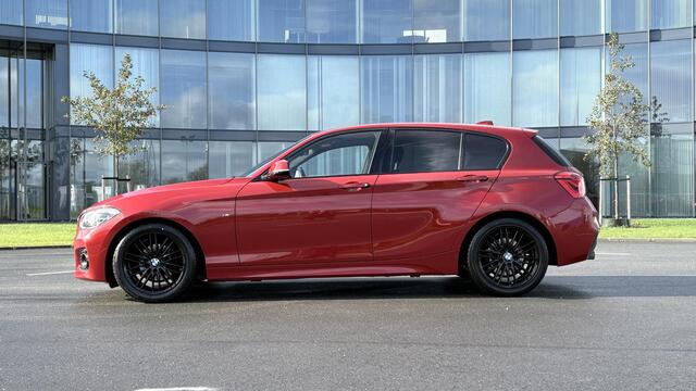 BMW 1-SERIE 118i Executive M-Sport automaat Shadowline