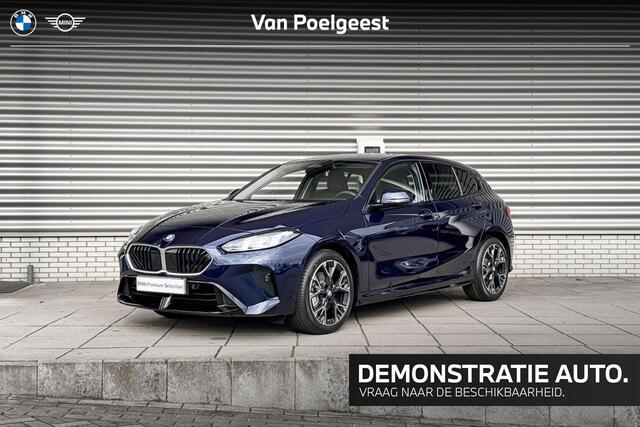 BMW 1-SERIE 120 M Sport Design / Premium Pack / Comfort Access / Achteruitrijcamera / Extra getint glas / Elektrisch verwarmde voorstoelen