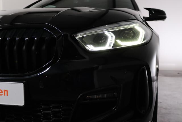 BMW 1-SERIE 118i High Executive, M-sport, LED, Navigatie, Cruise Control, Stoelverwarming, Apple CarPlay/Android Auto