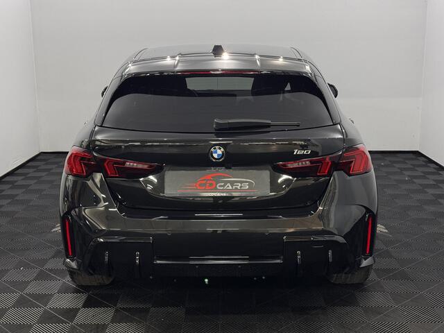 BMW 1-SERIE 120 M Sport Half leder, 360 Camera, Navi, Keyless start, Head-up display, Cruise control adaptief, 3 jaar garantie