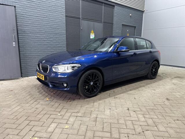BMW 1-SERIE 118i Corporate Lease Executive | Automaat | Vol-Leder | Trekhaak | 17 Inch