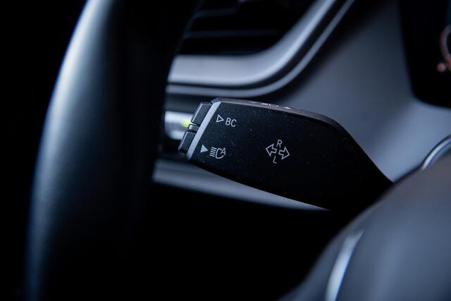 BMW 1-SERIE 118i Executive Edition , Cruise control, Isofix, Apple Carplay/Android,