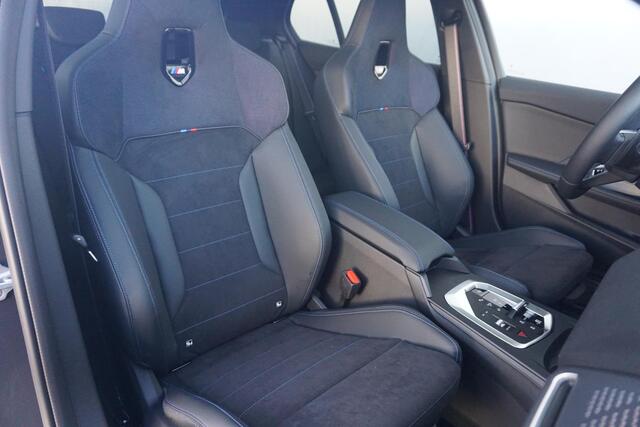 BMW 1-SERIE 120 M Sportpakket Pro 19'' / Harman Kardon / Elektrisch verstelbare stoelen / Panoramadak