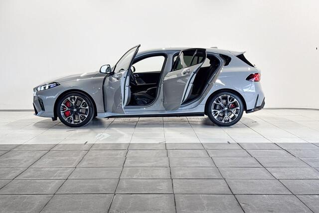 BMW 1-SERIE 120 Innovation Pack M Sportpakket Pro - Aut.