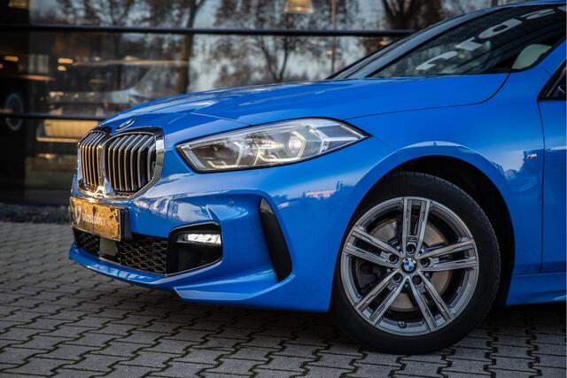 BMW 1-SERIE 120i M-sport , Apple Carplay/Android, Stoelverwarming, Navigatie,