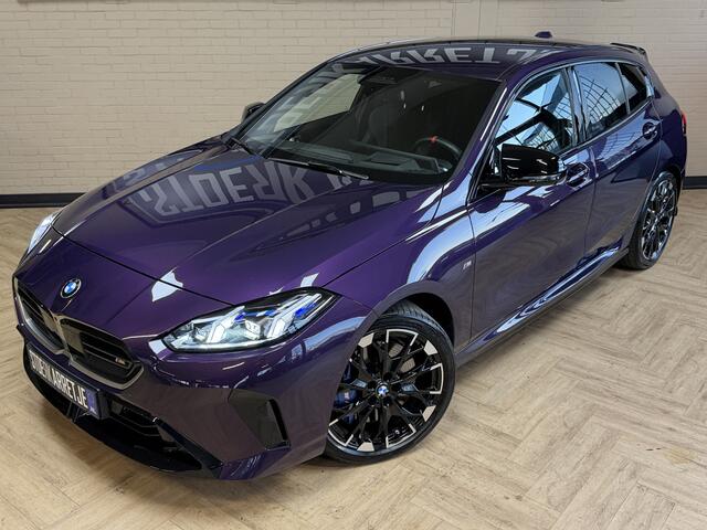 BMW 1-SERIE M135 300pk xDrive | Navi Prof | HUD | HK | 360 | 19" | Led | ACC | Blindspot | 100% Dealer Onderhouden!