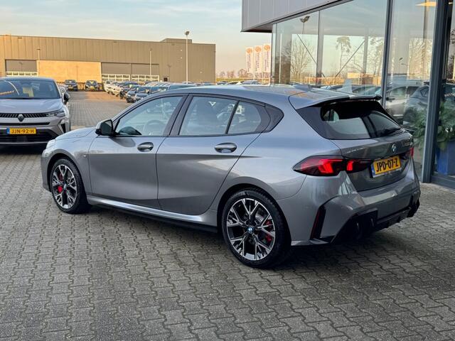 BMW 1-SERIE 116 M Sport - Comfort Access - Adaptive LED - Camera