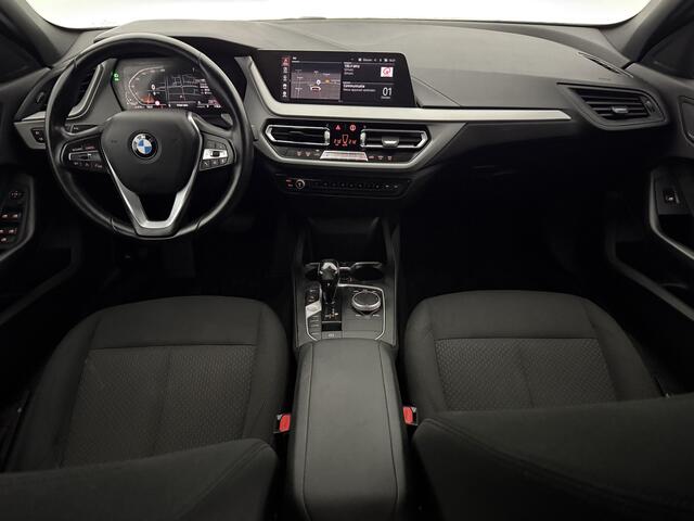 BMW 1-SERIE 118i Executive Edition 141PK | Virtual | Carplay | Cruise | Navigatie | Parkeersens. | NAP