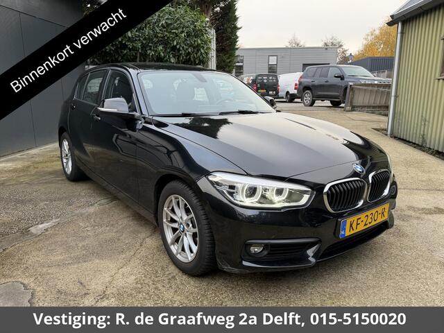 BMW 1-SERIE 118i Centennial Executive | Navigatie | Parkeersensoren Achter | Cruise Controle |