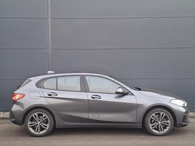 BMW 1-SERIE 118i Business Edition | Sportline | Comfort Pack