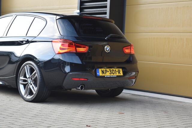 BMW 1-SERIE 118i Executive * M-Sport * 18 inch lm * LED * Lichtpakket *