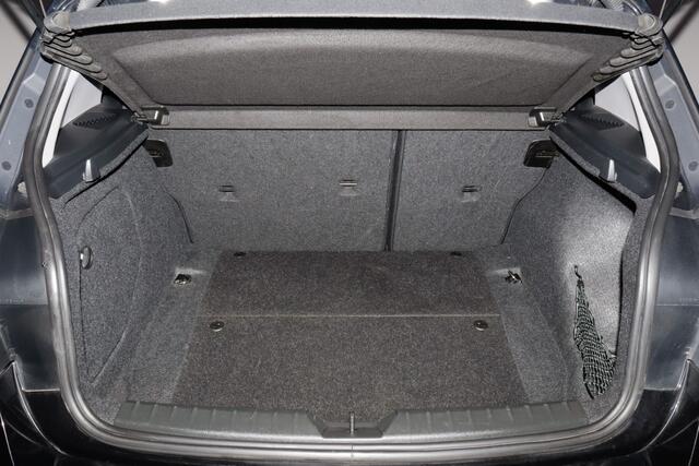 BMW 1-SERIE 120iA Executive CLIMA | CRUISE | BLUETOOTH | LMV 18'' | PDC