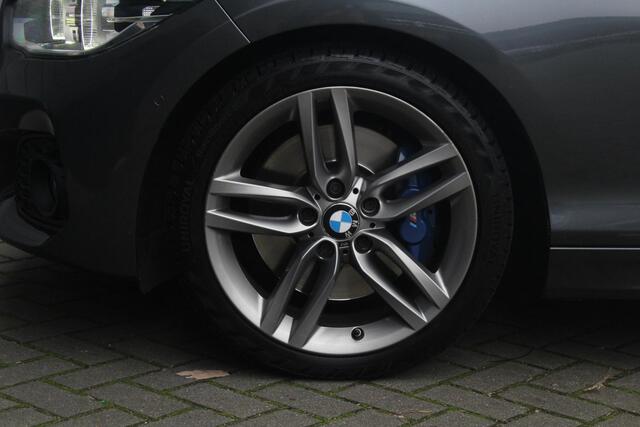 BMW 1-SERIE 125i Edition M Sport Shadow High Executive | Panoramadak | H+K | Leder| Navi Pro | M Stuur