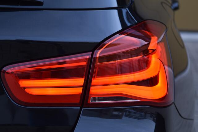 BMW 1-SERIE 118i Edition Sport Line * Sportstoelen * LED * Servotronic *