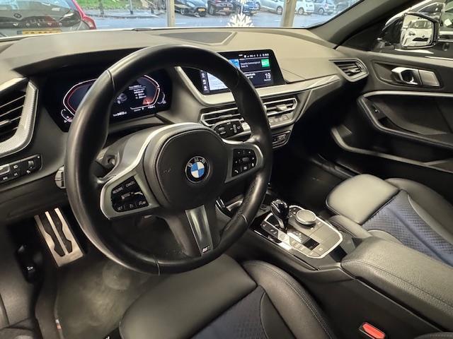 BMW 1-SERIE 118i High Executive M-Sport pakket I INCL. ¤ 850,00 AFL.KOSTEN + BOVAG GARANTIE