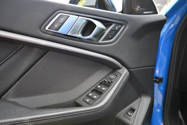 BMW 1-SERIE 118d Executive Ed. M sport full option trekhaak afneembaar