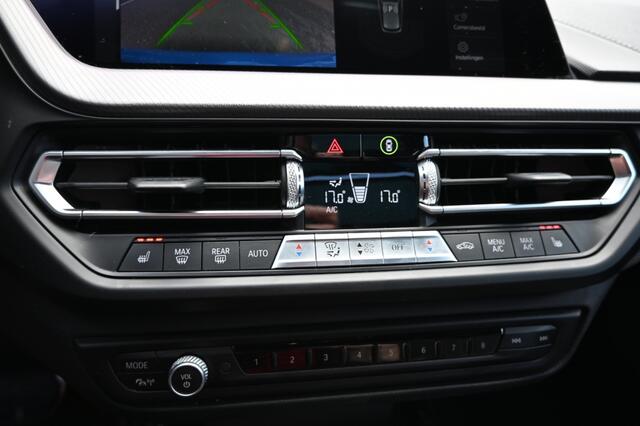 BMW 1-SERIE 118d Executive Ed. M sport full option trekhaak afneembaar