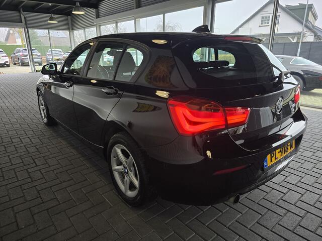 BMW 1-SERIE 118i Corporate Lease Executive / 1e Eig. / LED / Sportstoelen / PDC