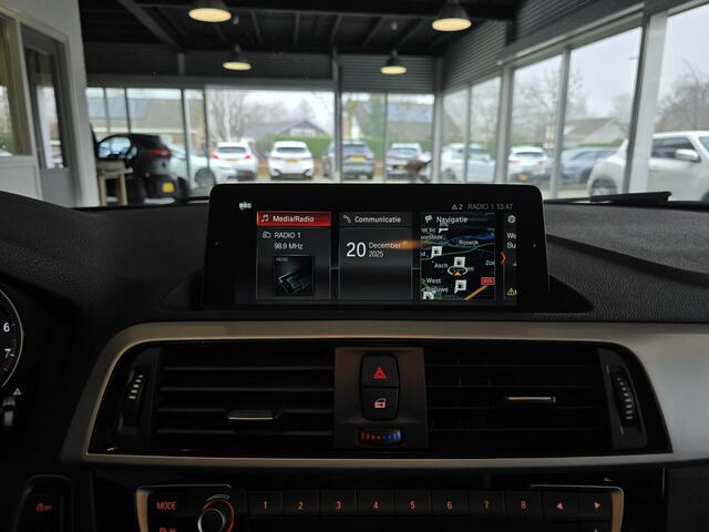 BMW 1-SERIE 118i Corporate Lease Executive / 1e Eig. / LED / Sportstoelen / PDC