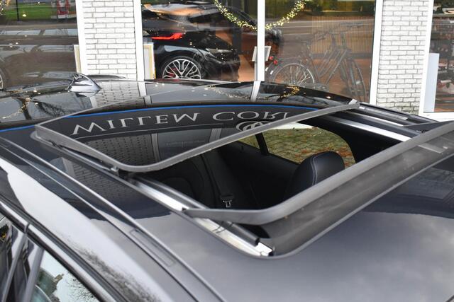 BMW 1-SERIE 118i M-Sport Pano Leder Trakhaak Camera HiFi