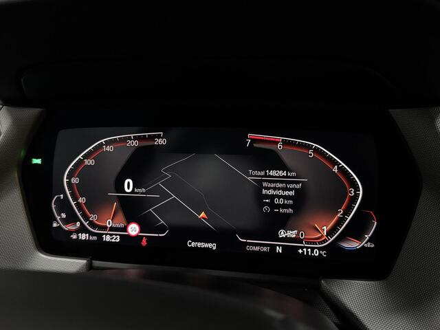 BMW 1-SERIE 118i 141 PK Executive Edition DIGI-DASH NAVI CAMERA PDC LMV