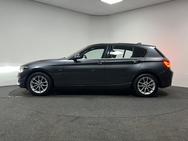 BMW 1-SERIE 118i Executive | NAVI | TREKHAAK | CAMERA | CRUISE CONTROL |