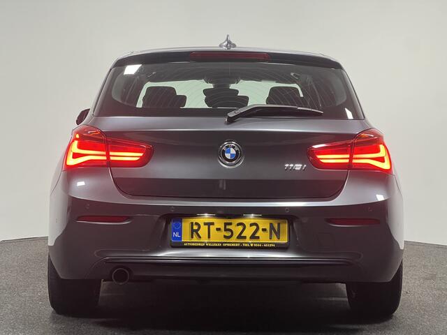 BMW 1-SERIE 118i Executive | NAVI | TREKHAAK | CAMERA | CRUISE CONTROL |