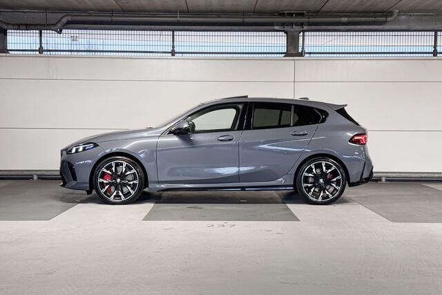BMW 1-SERIE 120 M Sport Design Edition | M Sportpakket Pro | Premium Pack
