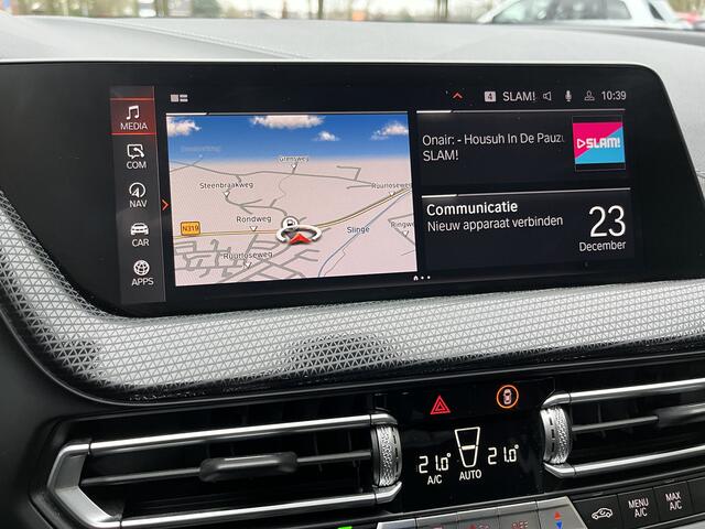 BMW 1-SERIE 118i Business Edition | DEALER OH | CARPLAY | CLIMA | CRUISE | NAVI | PDC V&A | VIRTUAL COCKPIT