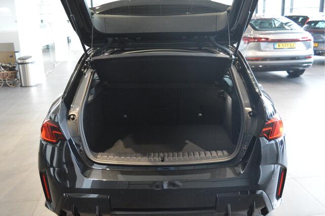 BMW 1-SERIE 120 M Sport navi camera led pdc cruise 18 inch !!