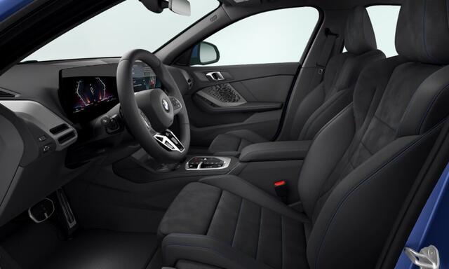 BMW 1-SERIE 120 | M-Sport | Individual Frozen Portimao Blau | 19'' | Stoelverw. | Camera | Comfort Access