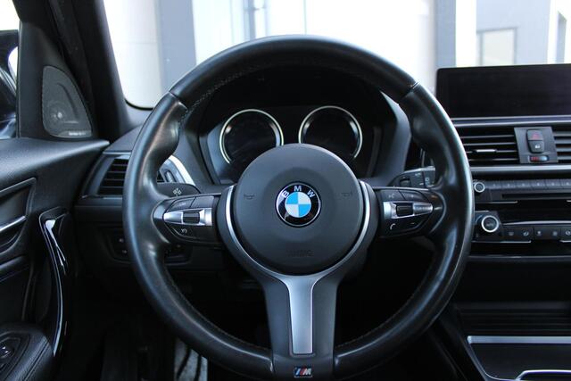 BMW 1-SERIE 118i Edition M Sport Shadow High Executive