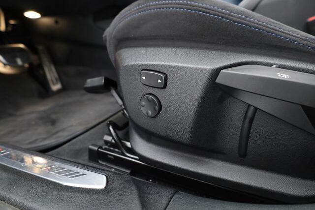 BMW 1-SERIE 118i M-Sport Pro - Orig. NL | ShadowLine | S/K-dak | Dig. Cockpit | HarmanKardon | Stuur-+Stoelverw. | Nav+App.connect | Camera+PDC | Elek. Klep | LED V