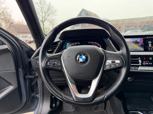 BMW 1-SERIE 118I 140pk Automaat Panodak Navi Camera Leer Led Airco(ECC)