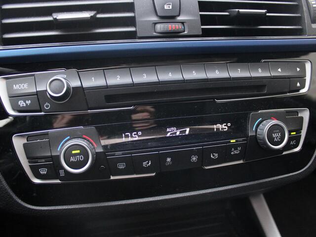 BMW 1-SERIE 118i Corporate Lease Executive | ELEKTRISCH SCHUIFDAK | ALCANTARA BEKLEDING | HARMAN KARDON |