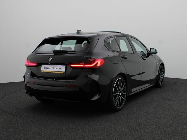 BMW 1-SERIE 5-deurs 118i High Executive | M Sport Plus Pack | Audio Media Pack | Parking Pack | Panoramadak | LED Koplampen | DAB | HIFi | 19''