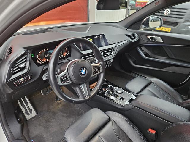 BMW 1-SERIE 118i High Executive M-Sport | Head-up | Leder