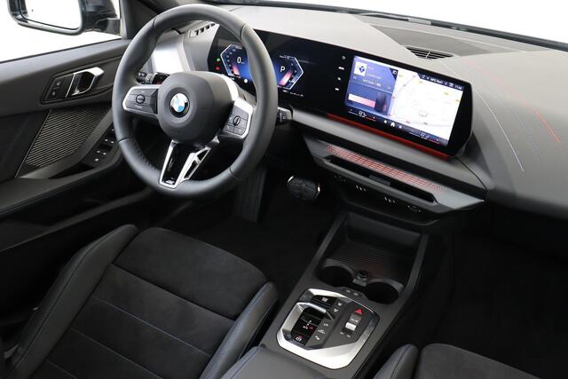 BMW 1-SERIE 120 M SPORT DESIGN EDITION -PANO.DAK|M-SPORT|PRIVACY.GLAS|STEPTRONIC|DRIVING.ASSISTANT|CARPLAY|STOELVERW.