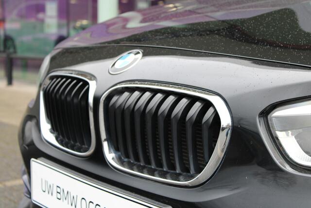 BMW 1-SERIE 118i Executive Sport Line Automaat / Sportstoelen / LED / Cruise Control / PDC